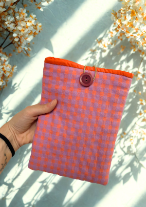Funda libro naranja